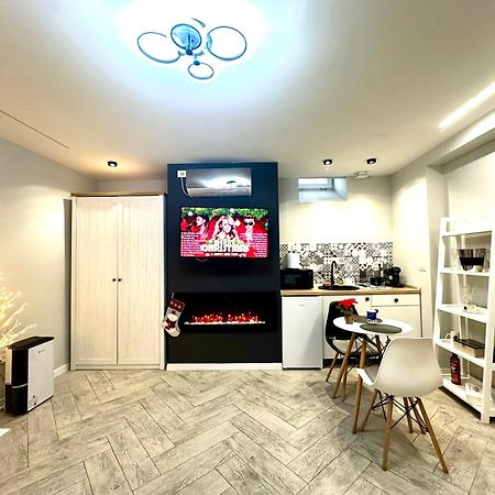 Stay Inn Central Brasov Ap 4 Екстер'єр фото