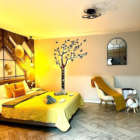 Stay Inn Central Brasov Ap 4 Екстер'єр фото