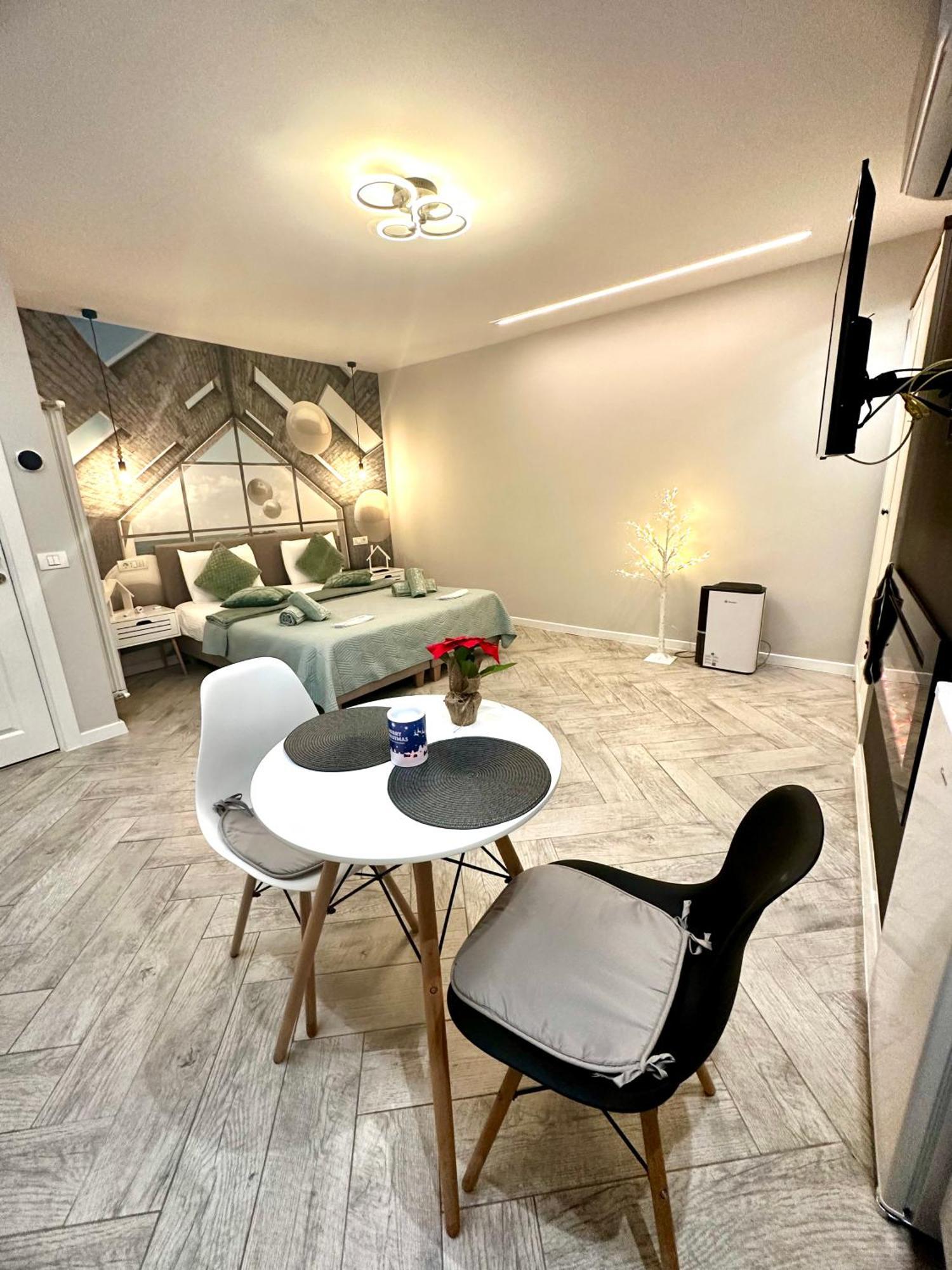 Stay Inn Central Brasov Ap 4 Екстер'єр фото