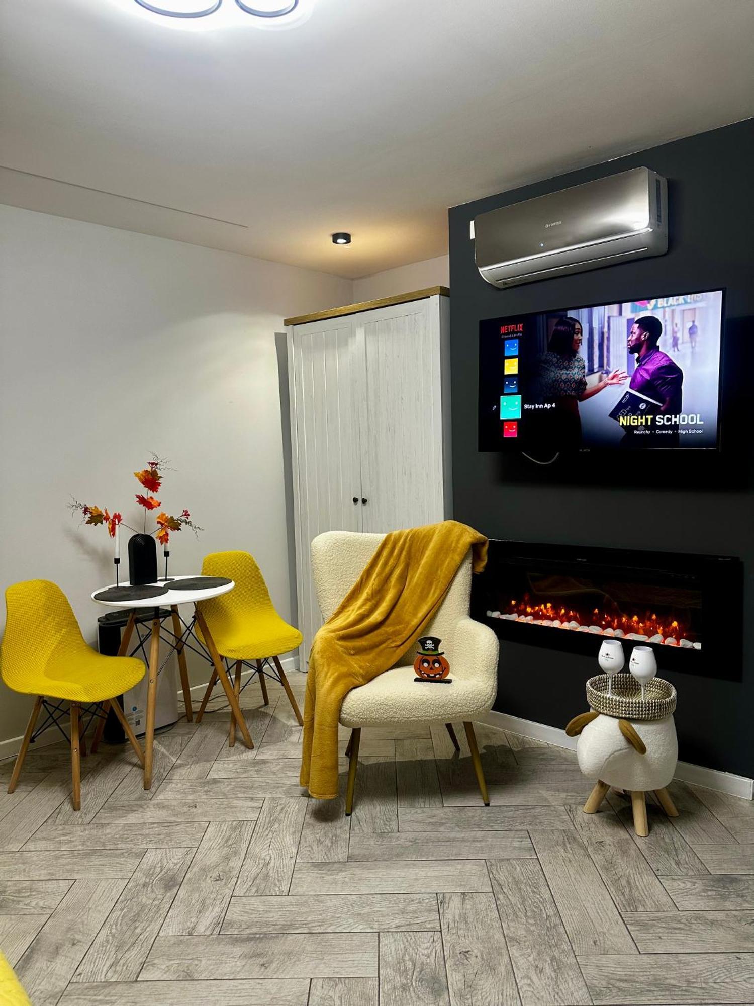 Stay Inn Central Brasov Ap 4 Екстер'єр фото